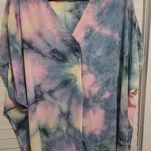 3x spin tie dye top